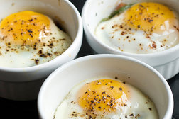 Image for Baked Egg With Prosciutto and Tomato