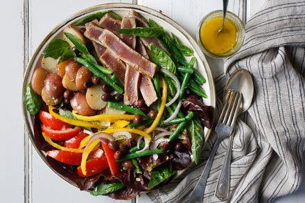 Salade Niçoise With Fresh Tuna