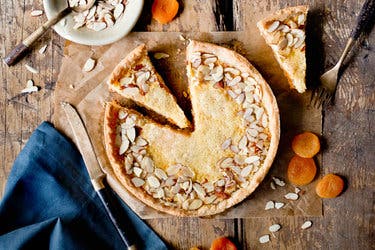 Almond-Apricot Tart