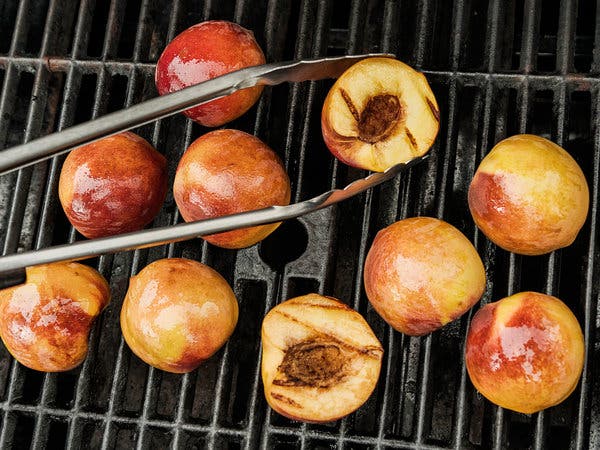 Simplest Grilled Peaches