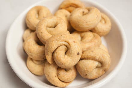 Black Pepper Taralli