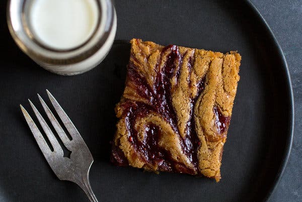 Blondies With a Strawberry-Balsamic Swirl