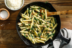 Image for Pasta With Roasted Garlic, Pancetta and Arugula