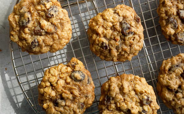 Classic Oatmeal-Raisin Cookies