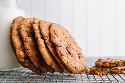 Image for Thin-and-Crisp Chocolate-Chip Cookies