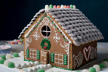 Image for How to Make a Gingerbread House