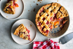 Image for Peach Raspberry Pie