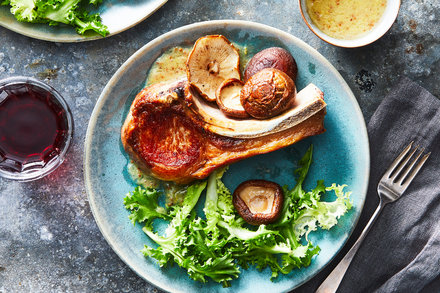 Image for Pork Chops With Shiitake Mushrooms