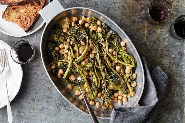 Olive Oil-Braised Chickpeas and Broccoli Rabe