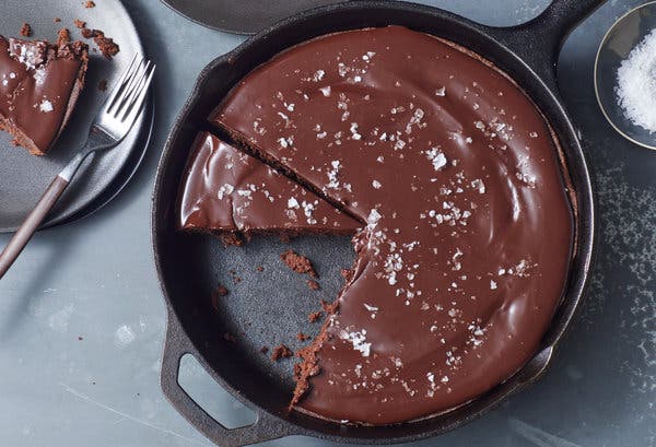 Skillet Brownie With Chocolate Ganache Frosting