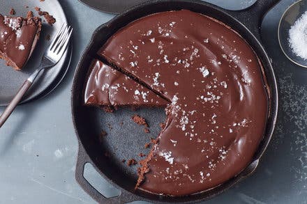 Skillet Brownie With Chocolate Ganache Frosting