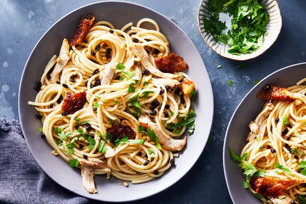 Pasta With Roast Chicken, Currants and Pine Nuts