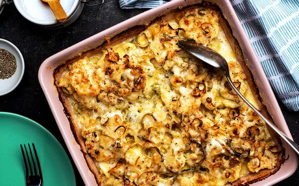 Cauliflower Gratin With Leeks and White Cheddar