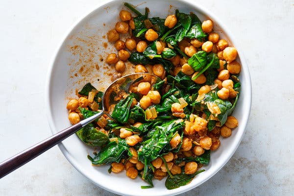 Chickpeas With Baby Spinach