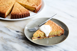 Image for Bakewell Tart With Cranberry Sauce