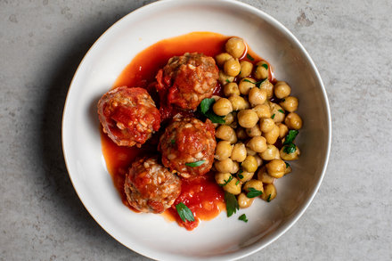 Image for Spicy Meatballs With Chickpeas