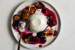 Image for Panna Cotta With Figs and Berries