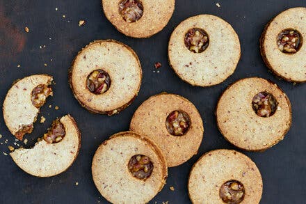 Pecan Pie Sandwich Cookies