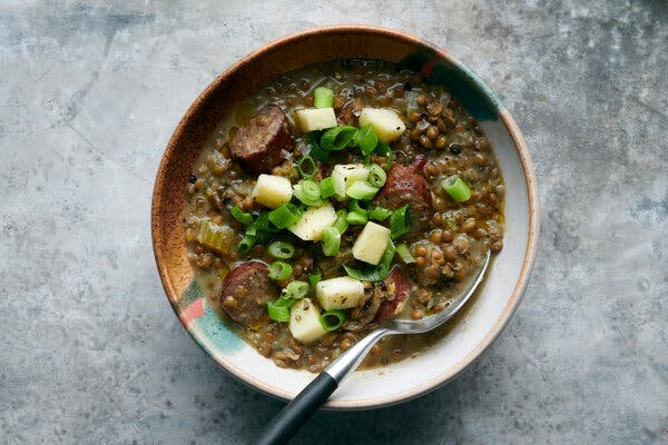 Slow Cooker Lentil Soup With Sausage and Apples