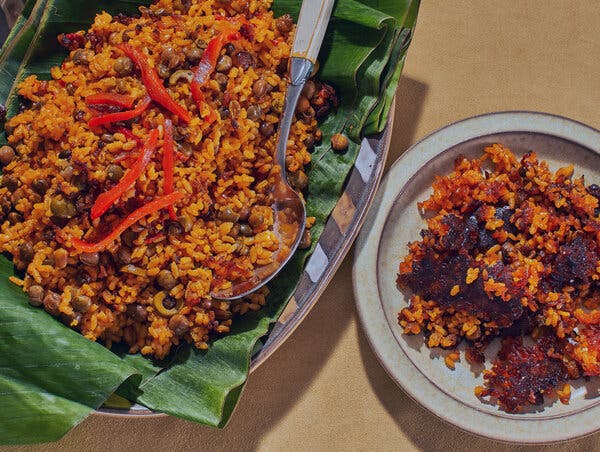 Arroz con Gandules (Puerto Rican Rice With Pigeon Peas)