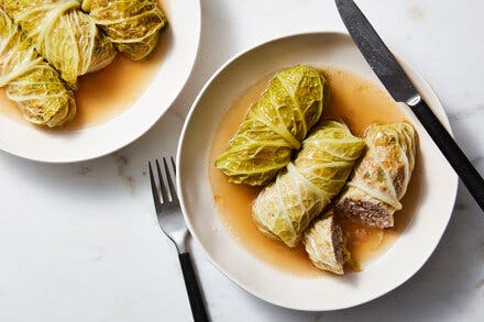 Gingery Cabbage Rolls With Pork and Rice