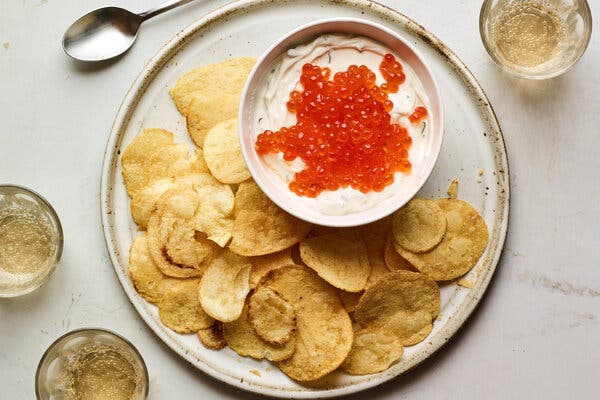 Caviar Sour Cream Dip With Potato Chips