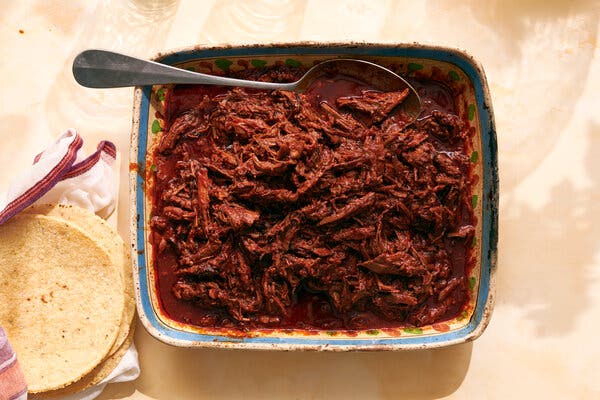 Carne con Chile Rojo (Chuck Braised in Chile)