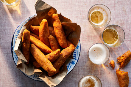 Image for Alcapurrias de Jueyes (Crab-Stuffed Fritters)