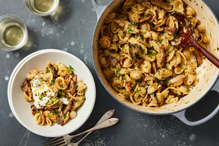 Image for Creamy One-Pot Mushroom and Leek Pasta