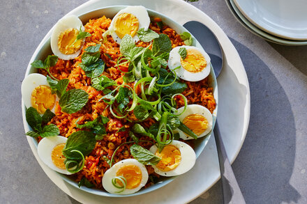 Image for Dami-yeh Gojeh Nokhod Farangi (Tomato-Egg Rice)