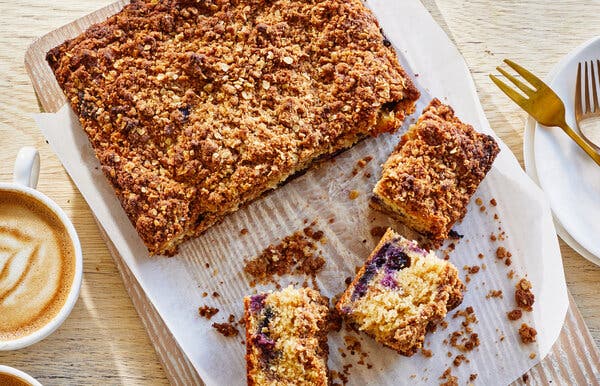 Blueberry-Cinnamon Coffee Cake