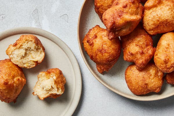 Fry Bread With Cornmeal and Coconut Oil