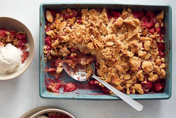 Browned-Butter Rhubarb Crisp