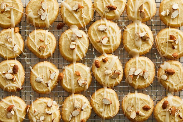 Buttery Almond Cookies