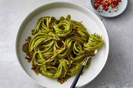 Vegan Kale-Pesto Pasta