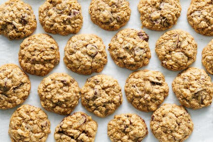 Chocolate-Chip Oatmeal Cookies With Ras el Hanout