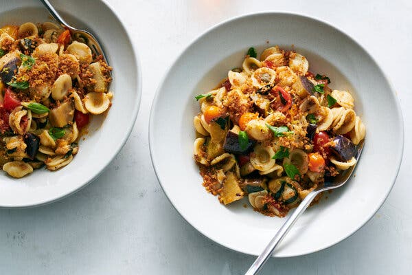 Eggplant Pasta With Anchovy Bread Crumbs and Capers