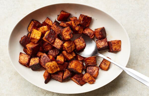 Chili- and Cinnamon-Roasted Butternut Squash