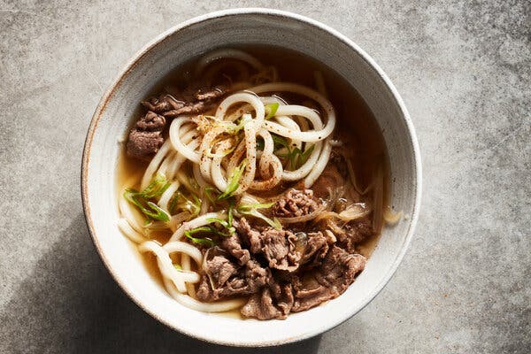 Niku Udon (Japanese Beef Noodle Soup)