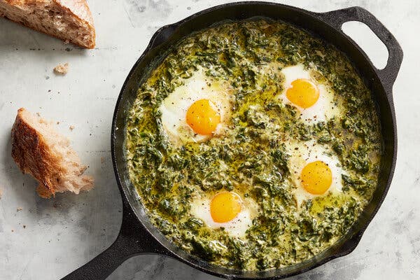 One-Pan Creamed Spinach With Eggs 