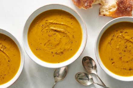 One-Pot Roasted Squash Soup