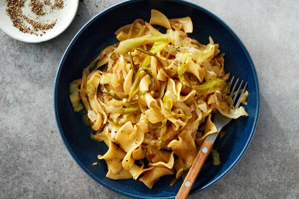 Haluski (Buttery Cabbage and Noodles)