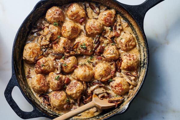 Coq au Vin Blanc Meatballs