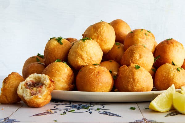 Zeppole con le Alici (Fried Anchovy Balls)