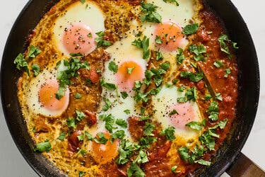 Skillet Eggs With Garam Masala and Tomatoes