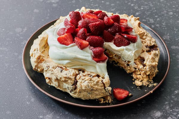 Chocolate-Hazelnut Schaum Torte