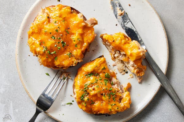 Horseradish-Cheddar Tuna Melts