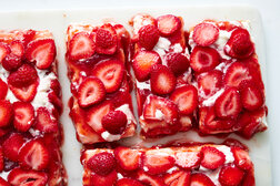 Image for Strawberry Pretzel Bars