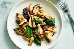 Image for Stir-Fried Chicken With Mushrooms and Snow Peas