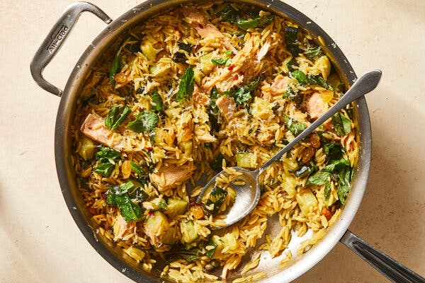 One-Pot Tuna Orzo With Zucchini